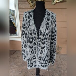 Jacqueline Smith Silver and Black Open Front Cardigan NWT